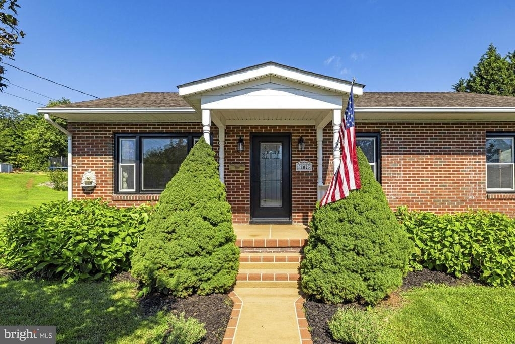 805 Pennsylvania Avenue - Photo 3