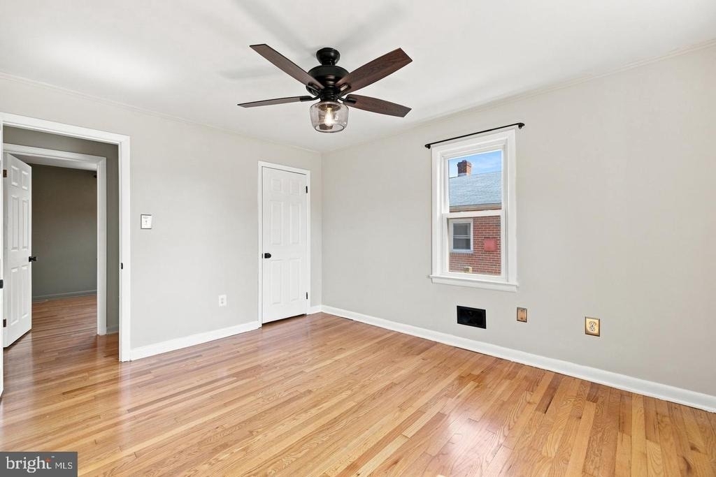 805 Pennsylvania Avenue - Photo 29
