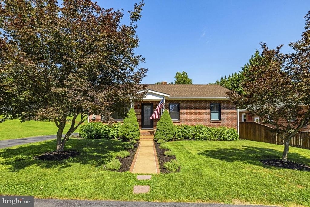 805 Pennsylvania Avenue - Photo 4