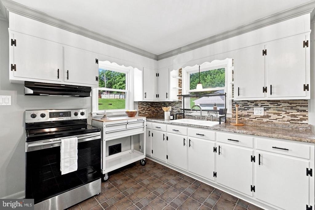 805 Pennsylvania Avenue - Photo 18