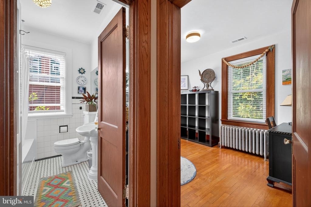 420 W Cork Street - Photo 37