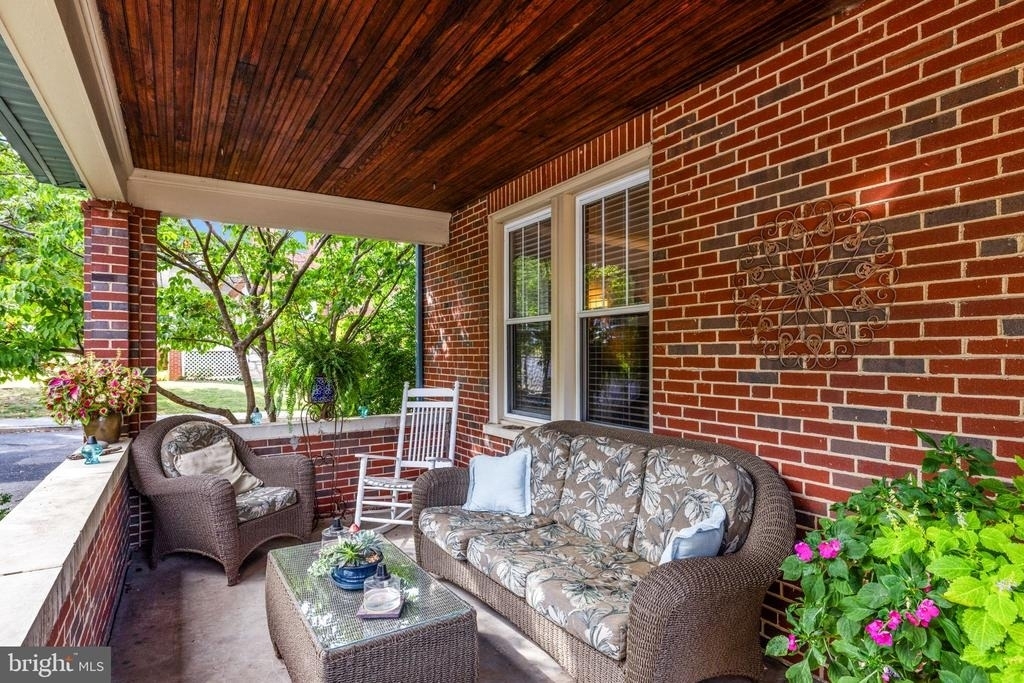 420 W Cork Street - Photo 6
