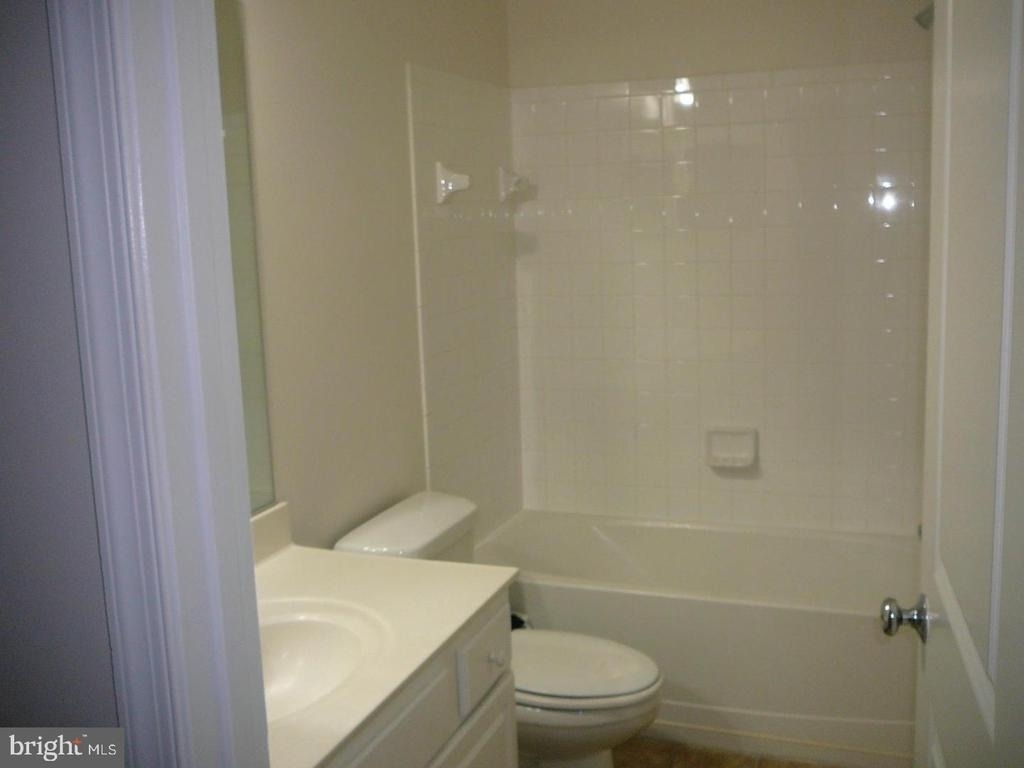 38 Pike Place - Photo 12