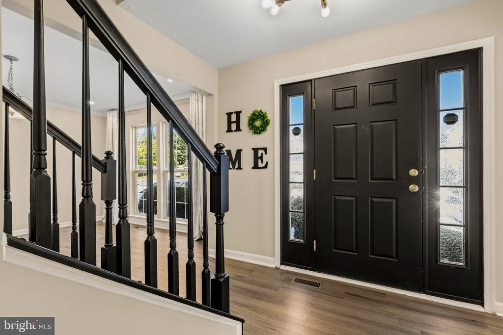 2033 Germander Way - Photo 8