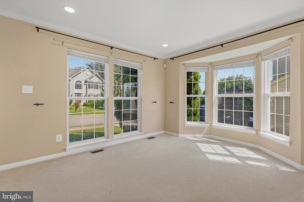 2033 Germander Way - Photo 5