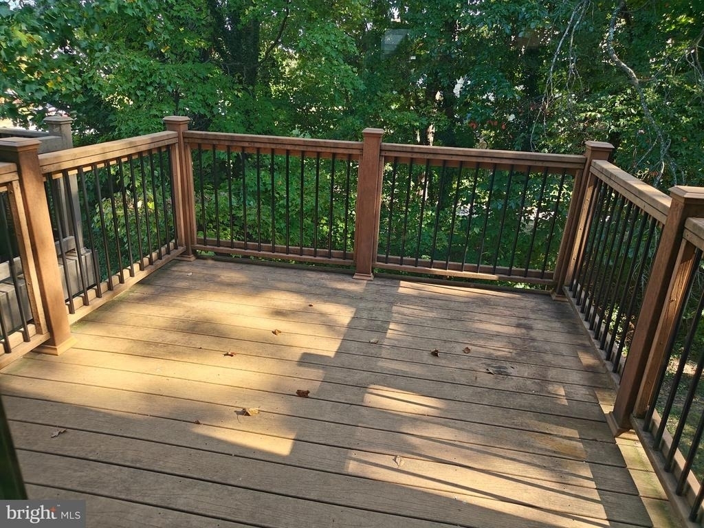 15245 Coachman Terrace - Photo 18