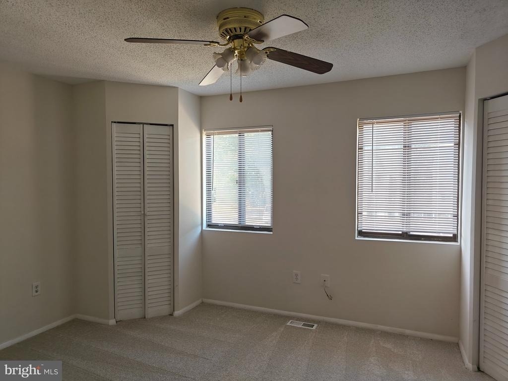 15245 Coachman Terrace - Photo 14