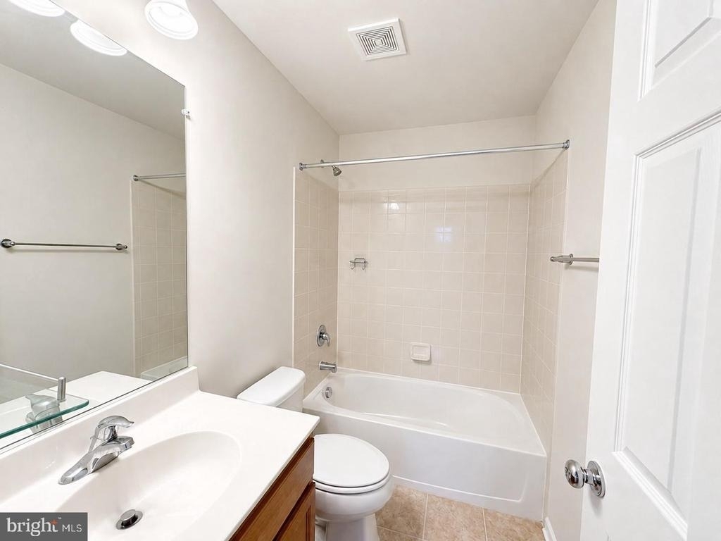 43524 Wheadon Terrace - Photo 5