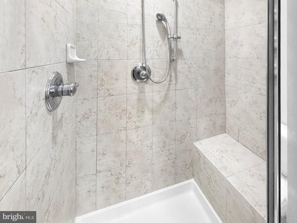 22647 Vienna Green Terrace - Photo 20