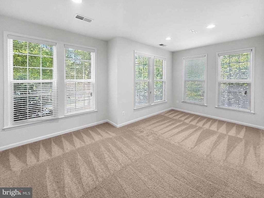 22647 Vienna Green Terrace - Photo 22