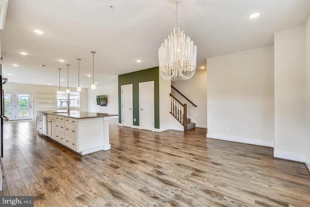 20569 Milbridge Terrace - Photo 5
