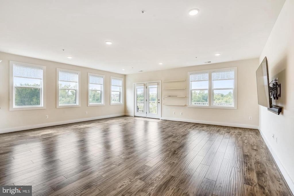 20569 Milbridge Terrace - Photo 6
