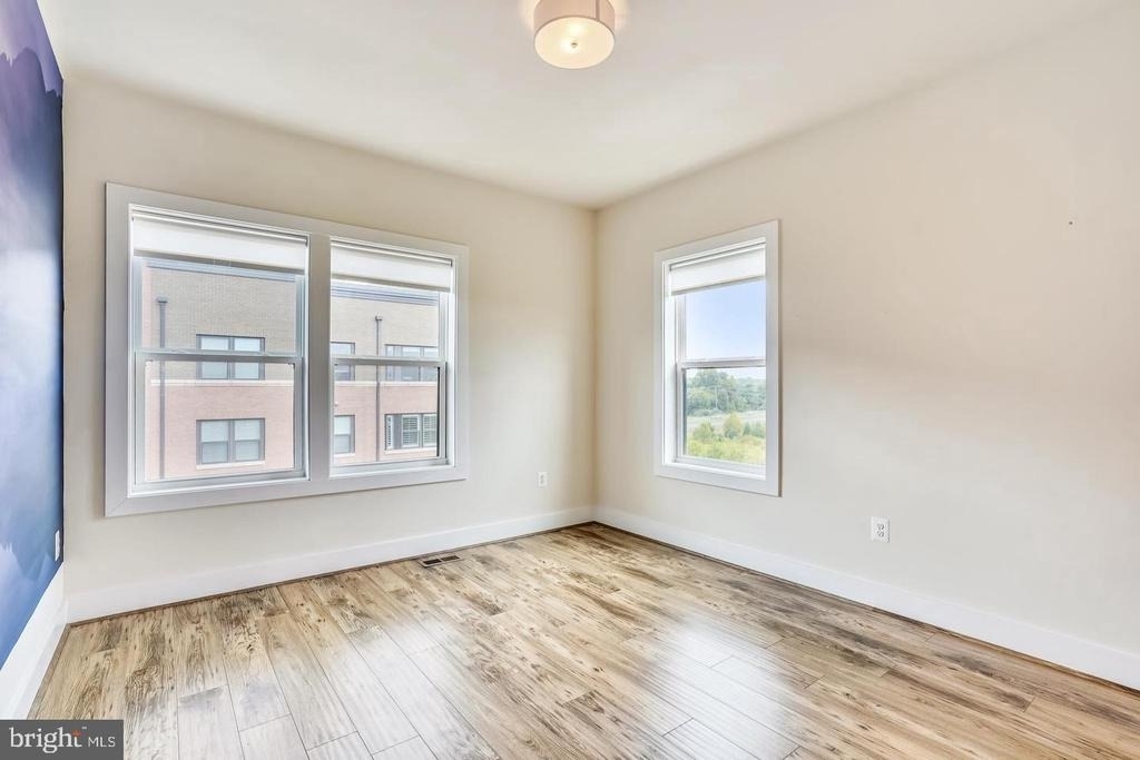 20569 Milbridge Terrace - Photo 16