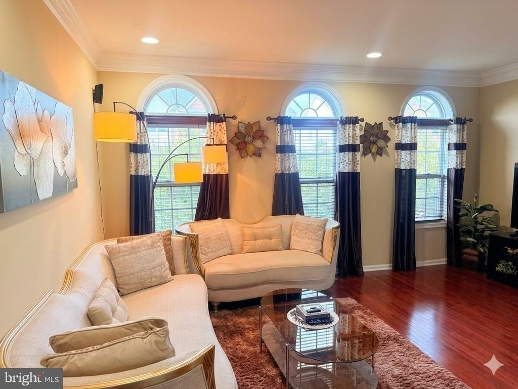 23086 Weybridge Square - Photo 5