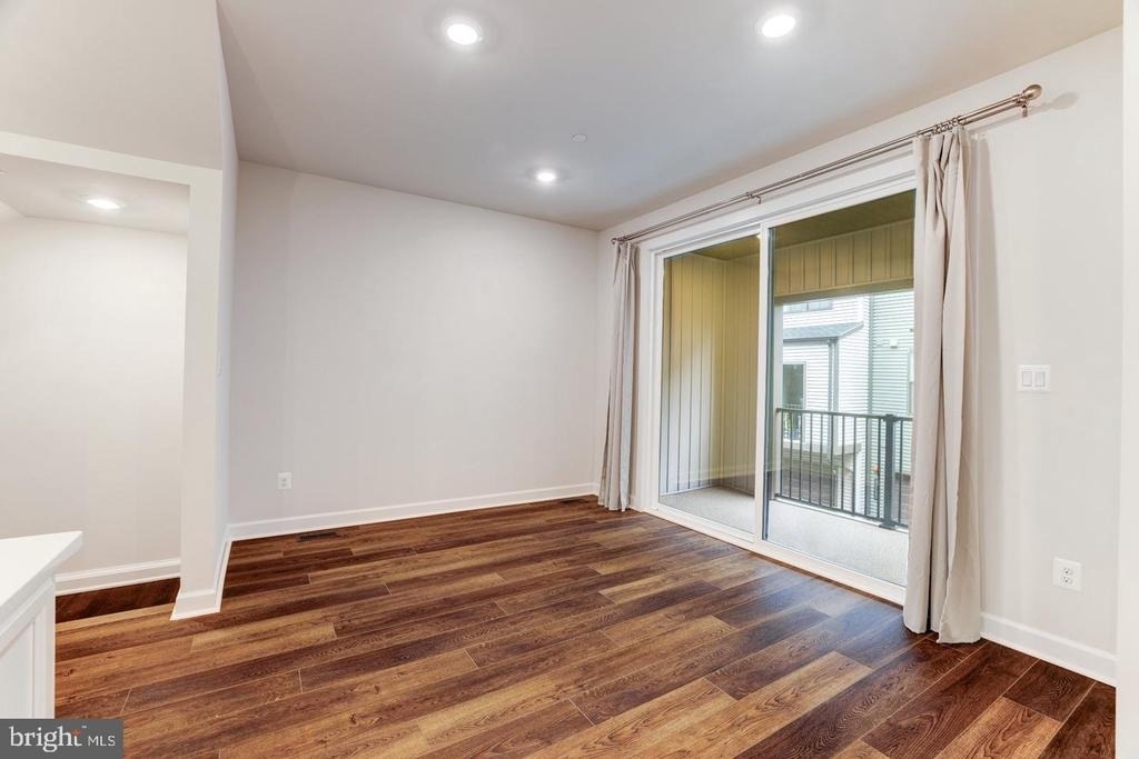 13036 Hattontown Square - Photo 11