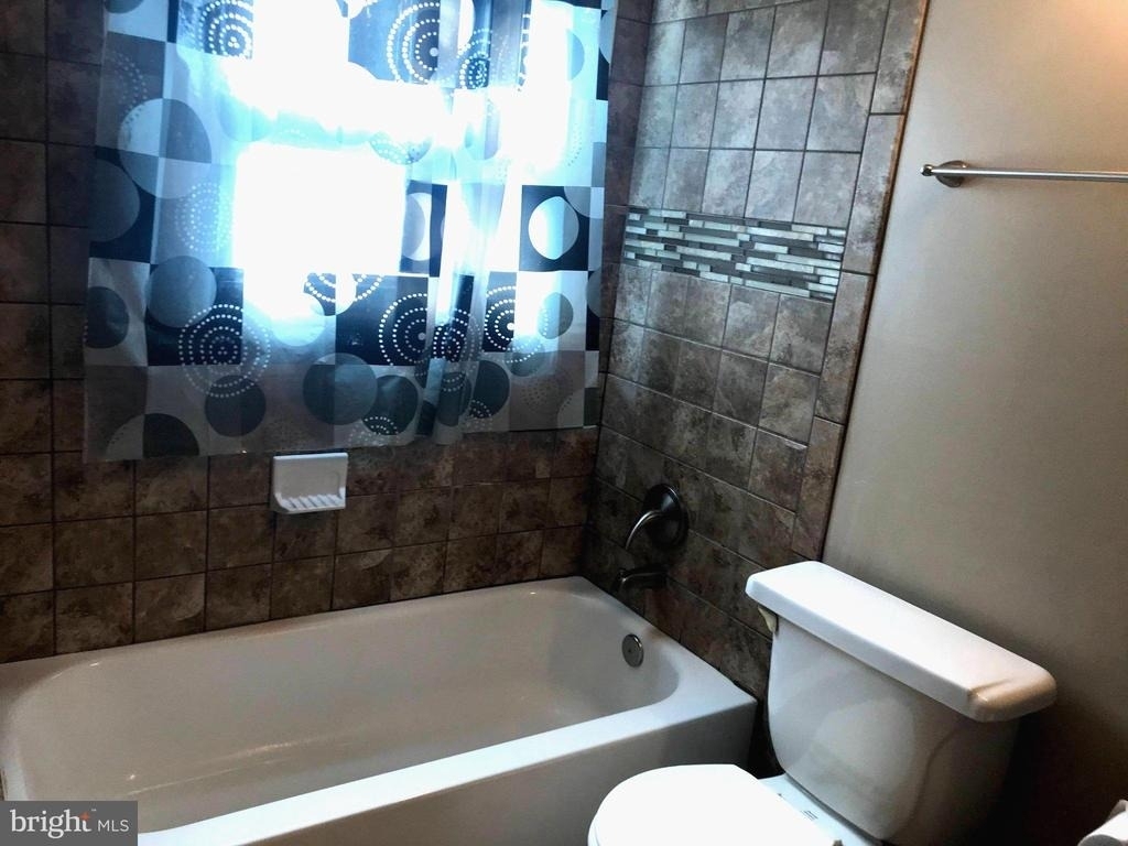 12815 Point Pleasant Drive - Photo 16