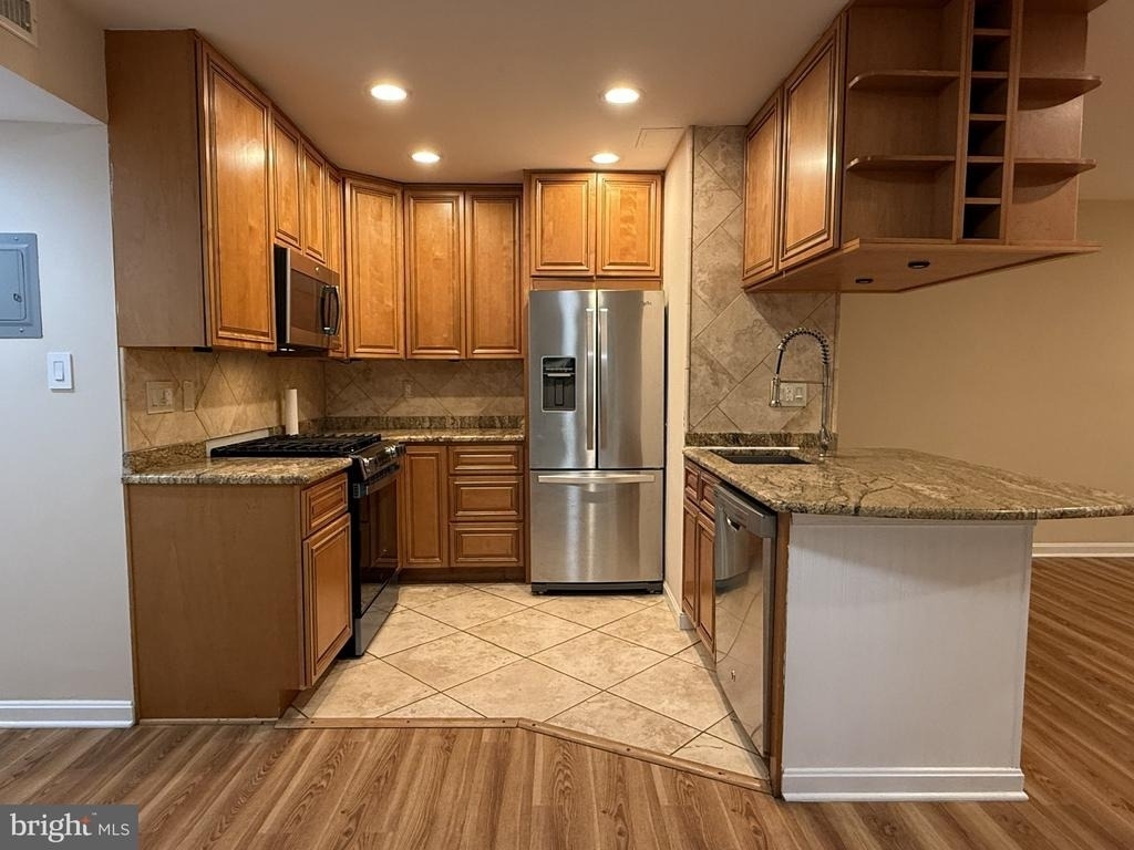 4937 Americana Drive - Photo 5