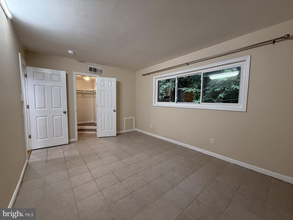 4937 Americana Drive - Photo 11