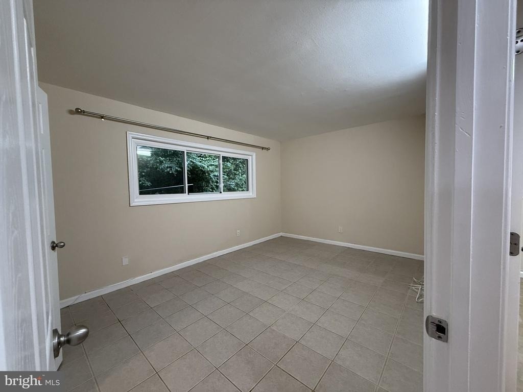 4937 Americana Drive - Photo 10