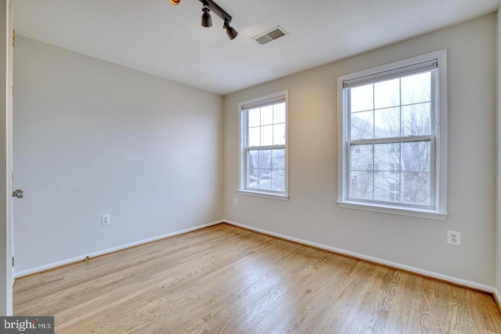 5742 Governors Pond Circle - Photo 24