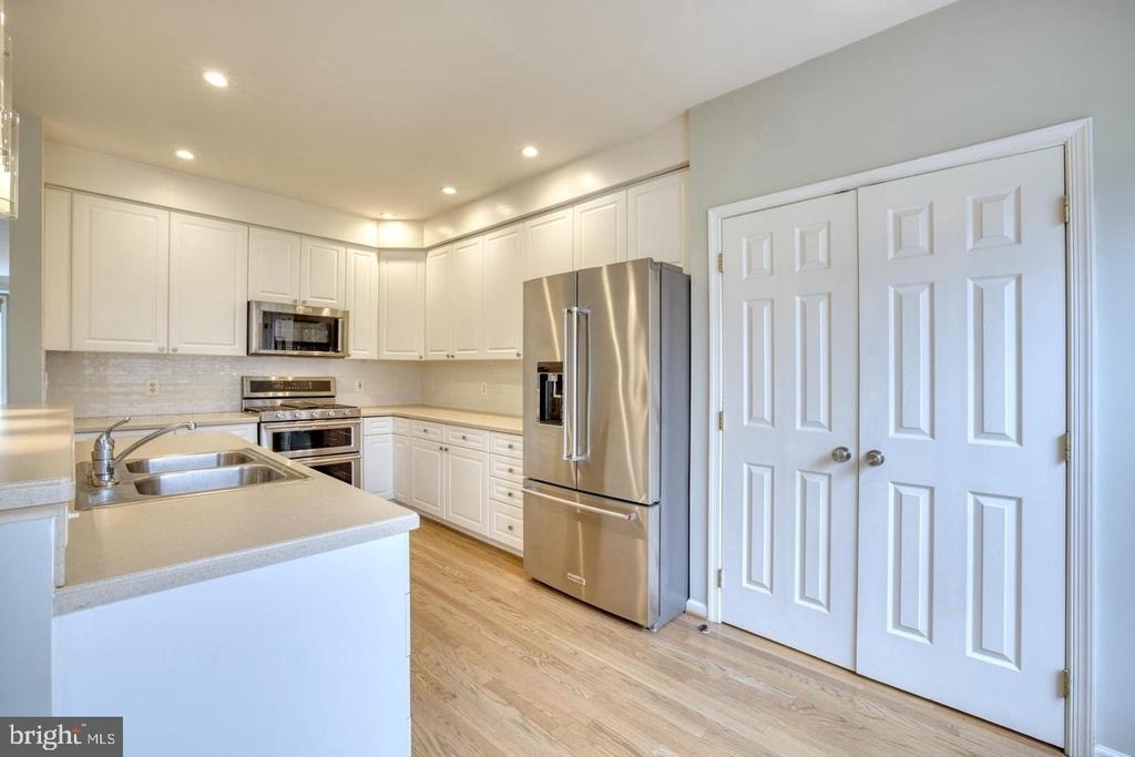 5742 Governors Pond Circle - Photo 14