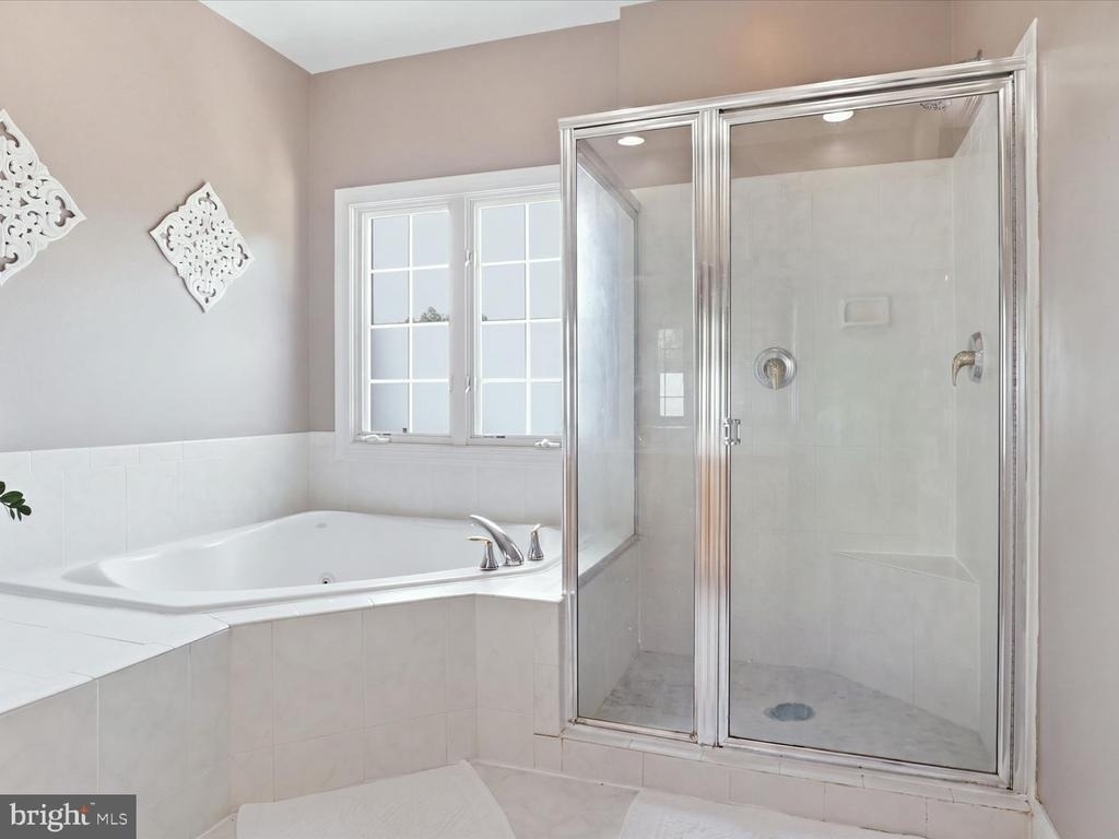 5408 Edsall Ridge Place - Photo 16