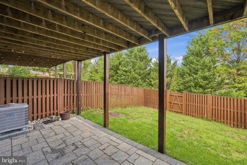 3342 Wilton Crest Court - Photo 16