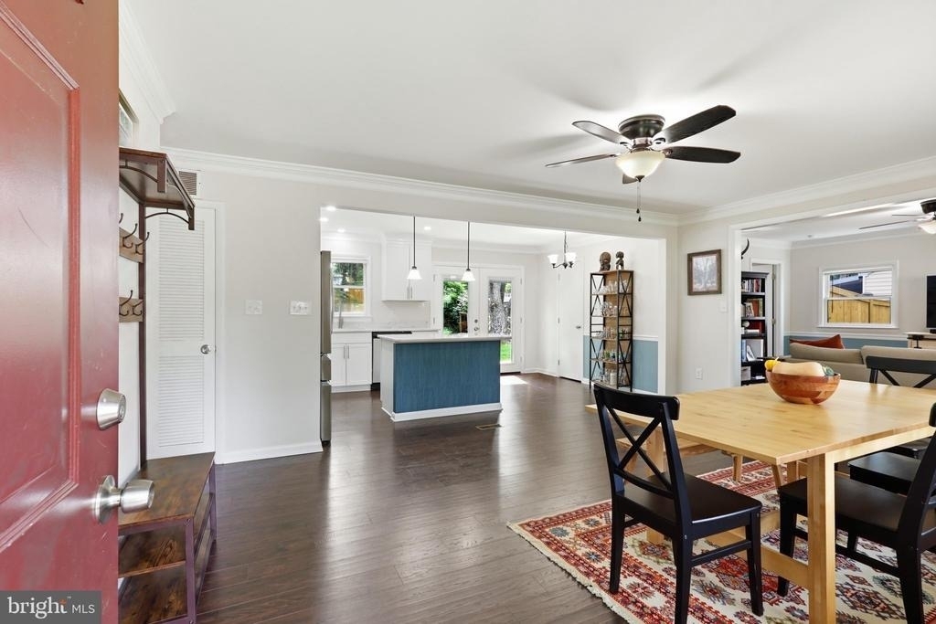 4907 Shirley Street - Photo 3