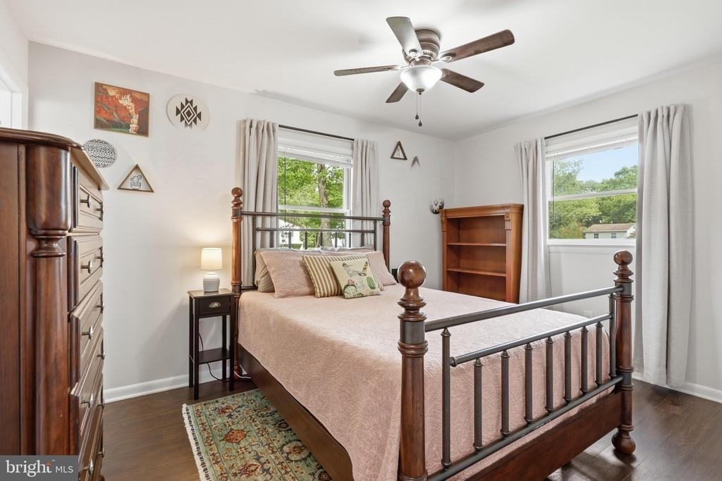 4907 Shirley Street - Photo 12