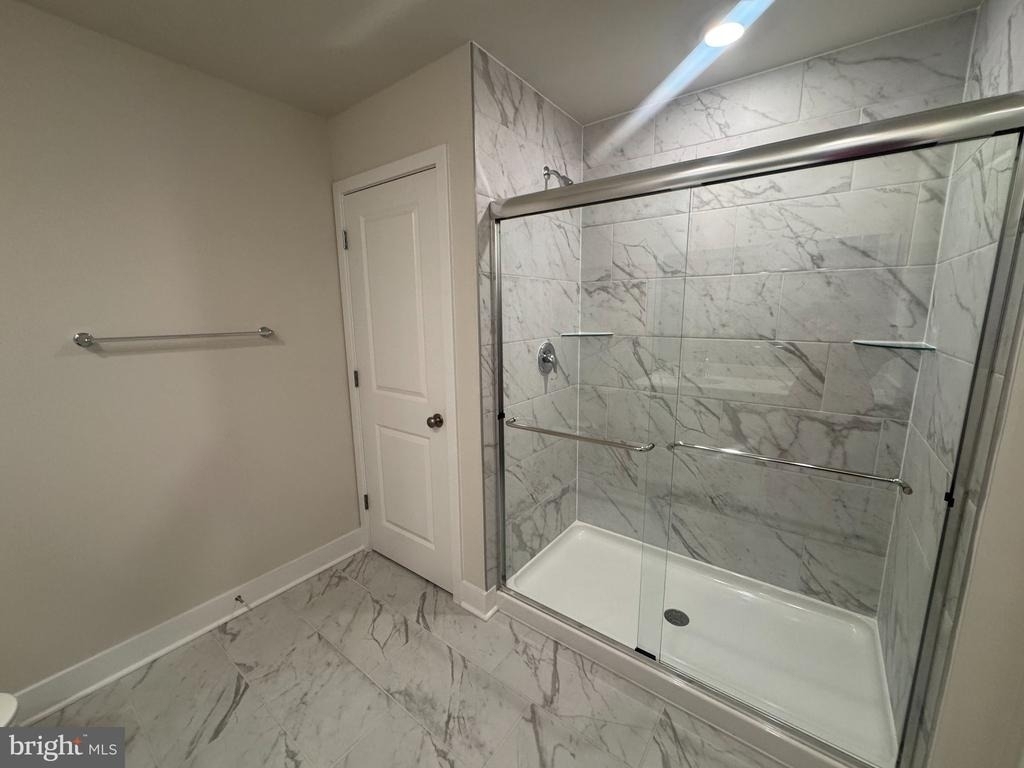 139 Wappinger Terrace - Photo 23