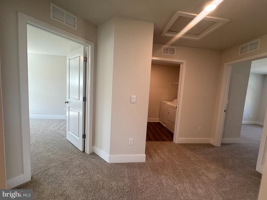 139 Wappinger Terrace - Photo 30