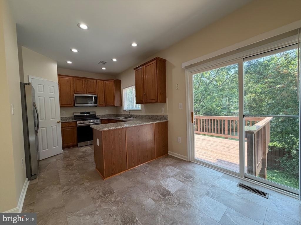 359 Snyder Lane - Photo 3
