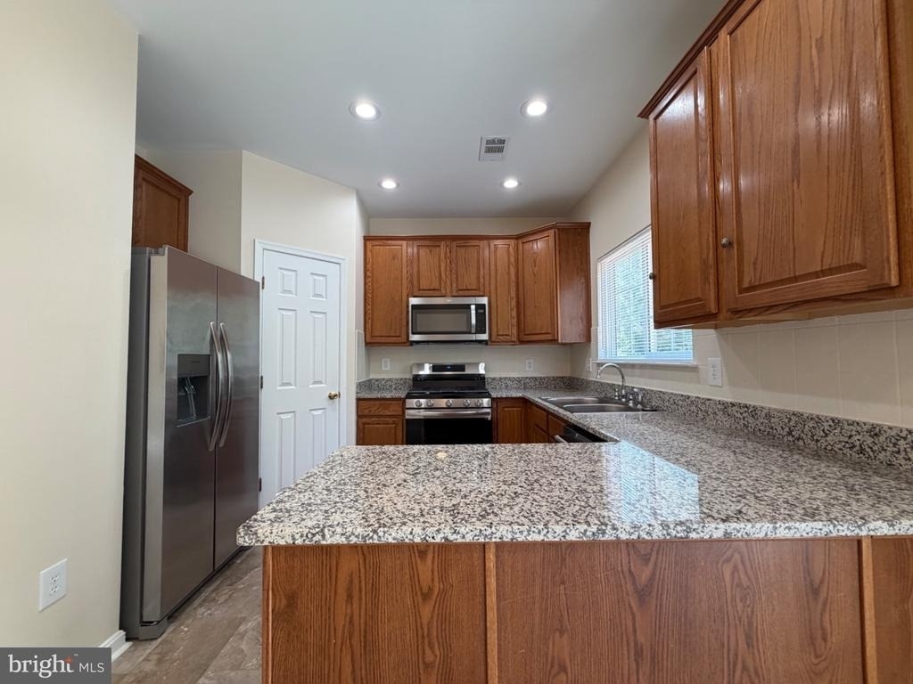 359 Snyder Lane - Photo 4