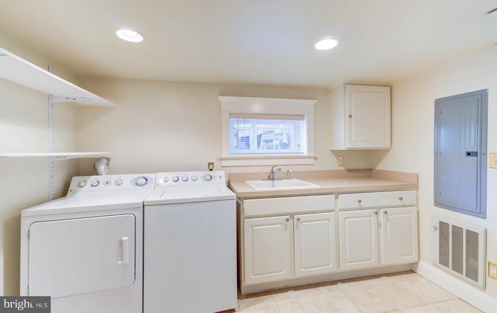 209 W Masonic View Avenue - Photo 23