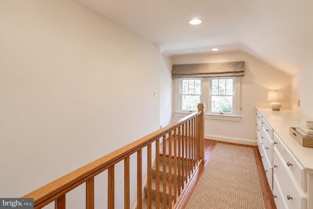 209 W Masonic View Avenue - Photo 25