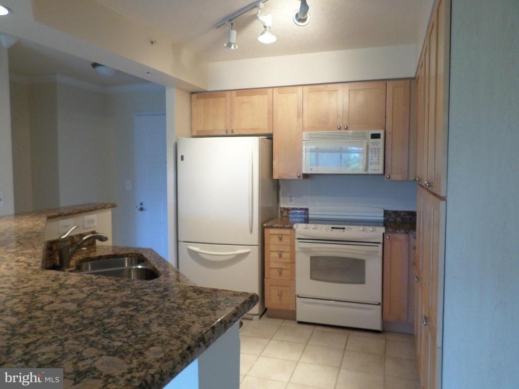 3101 Hampton Drive N - Photo 6