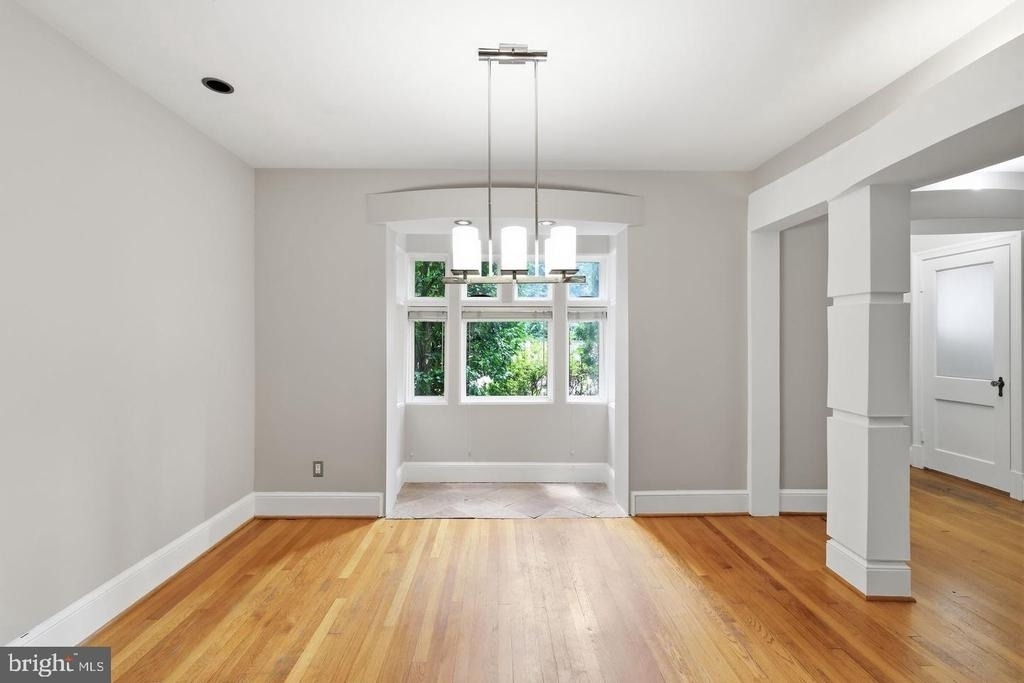 1706 N Glebe Road - Photo 8