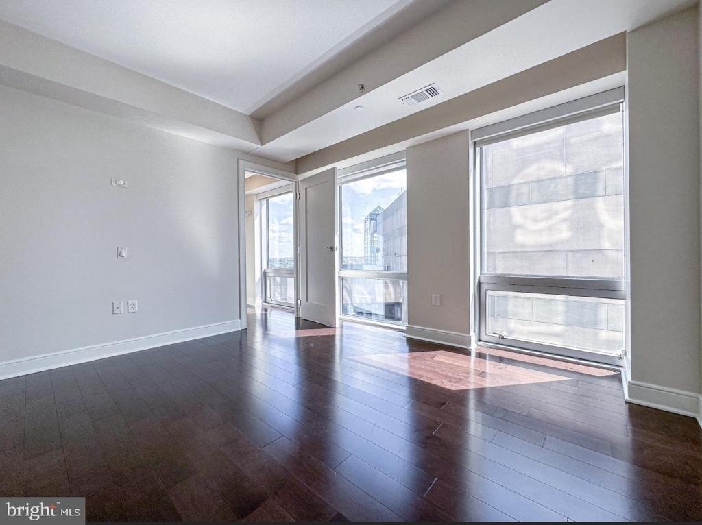 1111 19th Street N - Photo 13