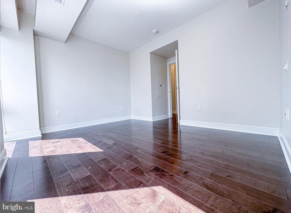 1111 19th Street N - Photo 11
