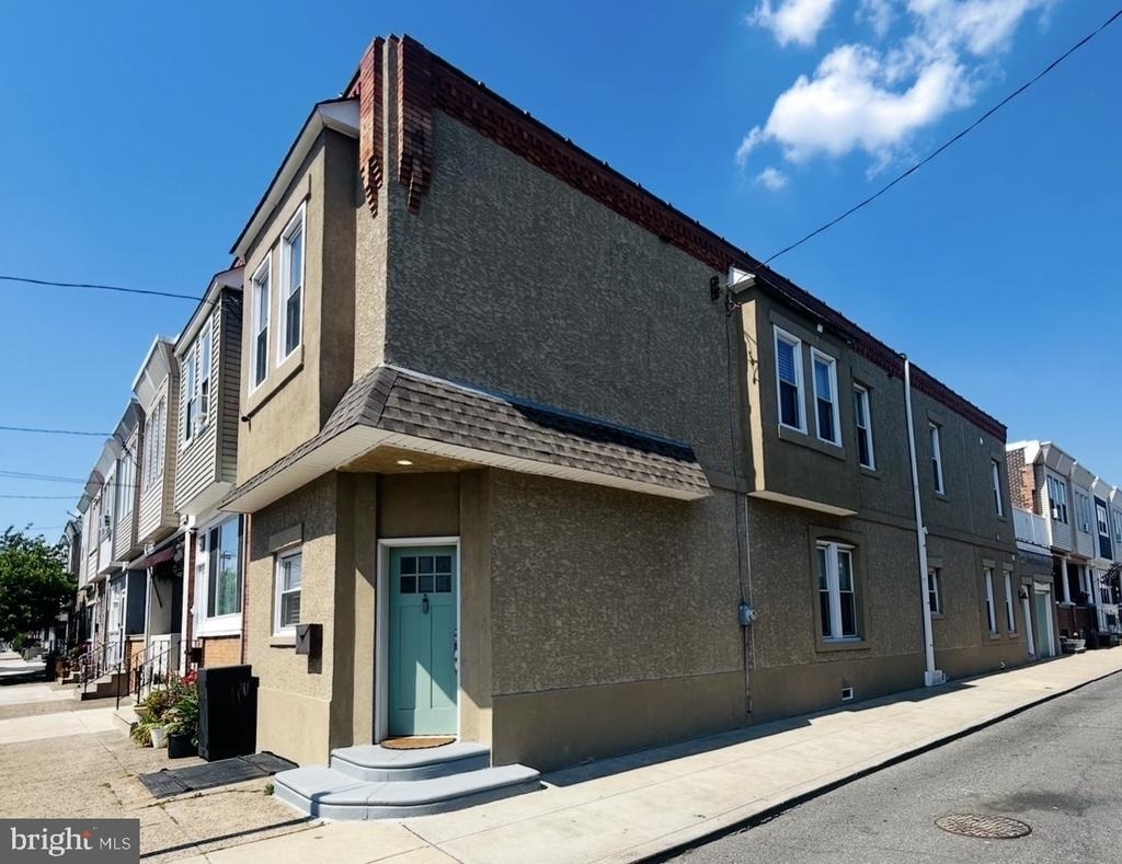 2619 E Ontario Street - Photo 2