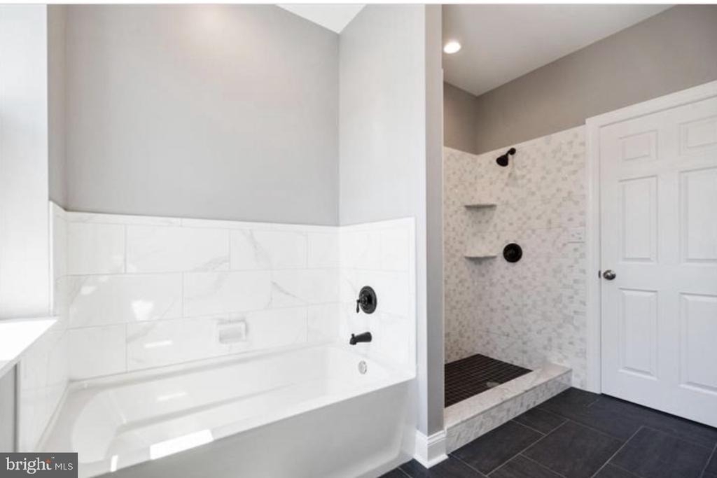 2619 E Ontario Street - Photo 9