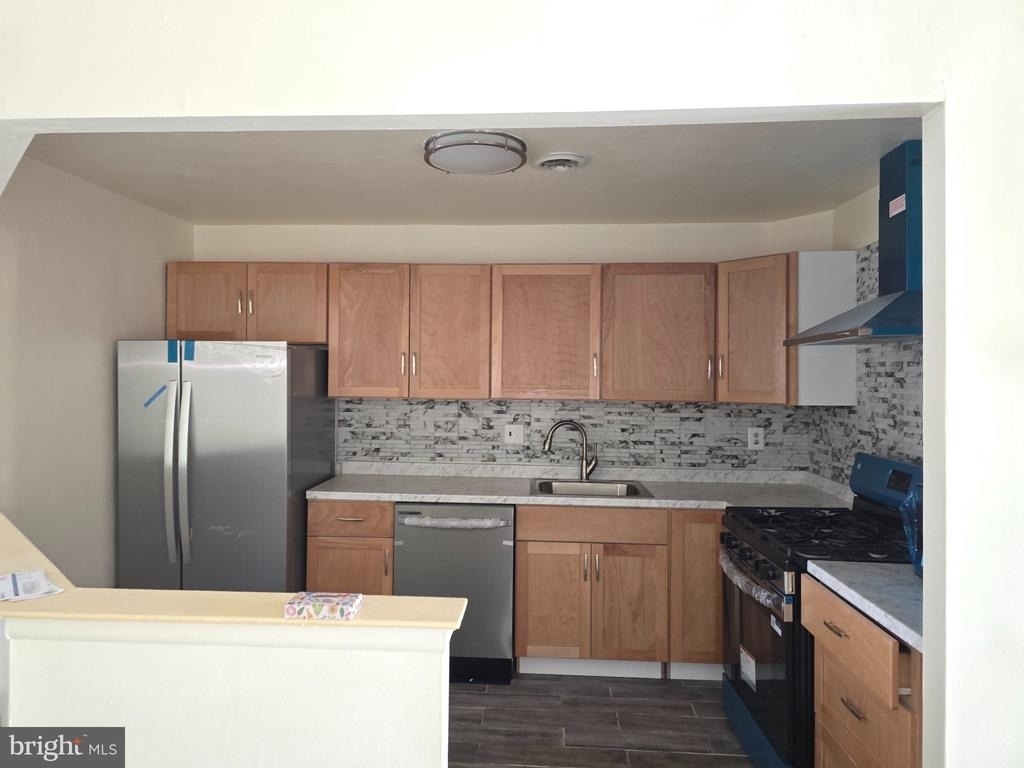 7528 E Roosevelt Boulevard S - Photo 18