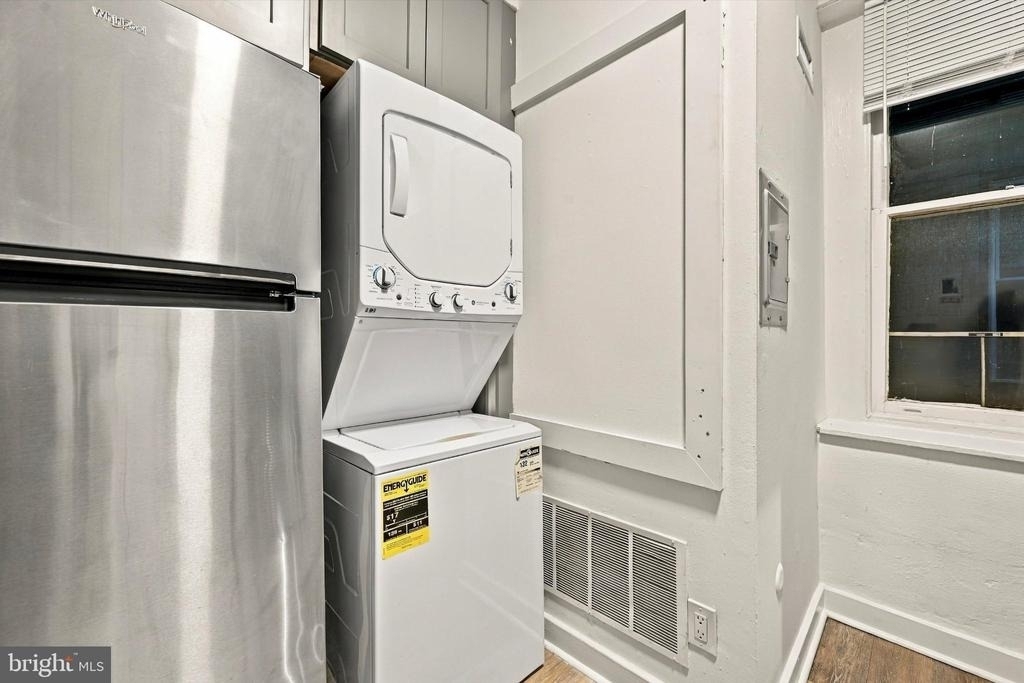 334 Lombard Street - Photo 4