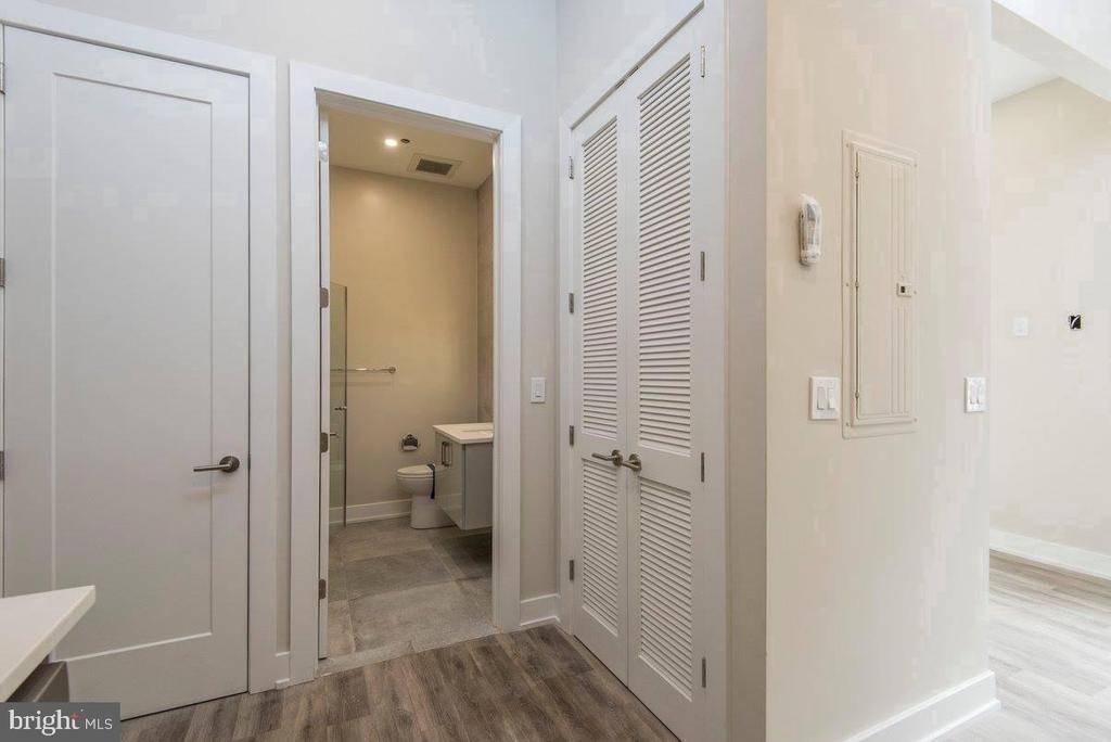 802 Sansom Street - Photo 6