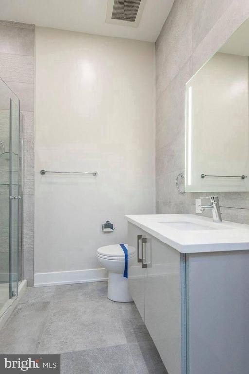 802 Sansom Street - Photo 7