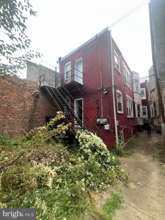 5427 Walnut Street - Photo 10