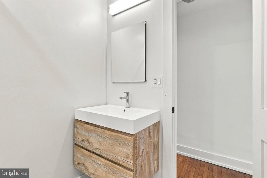 1001 Pine Street - Photo 4