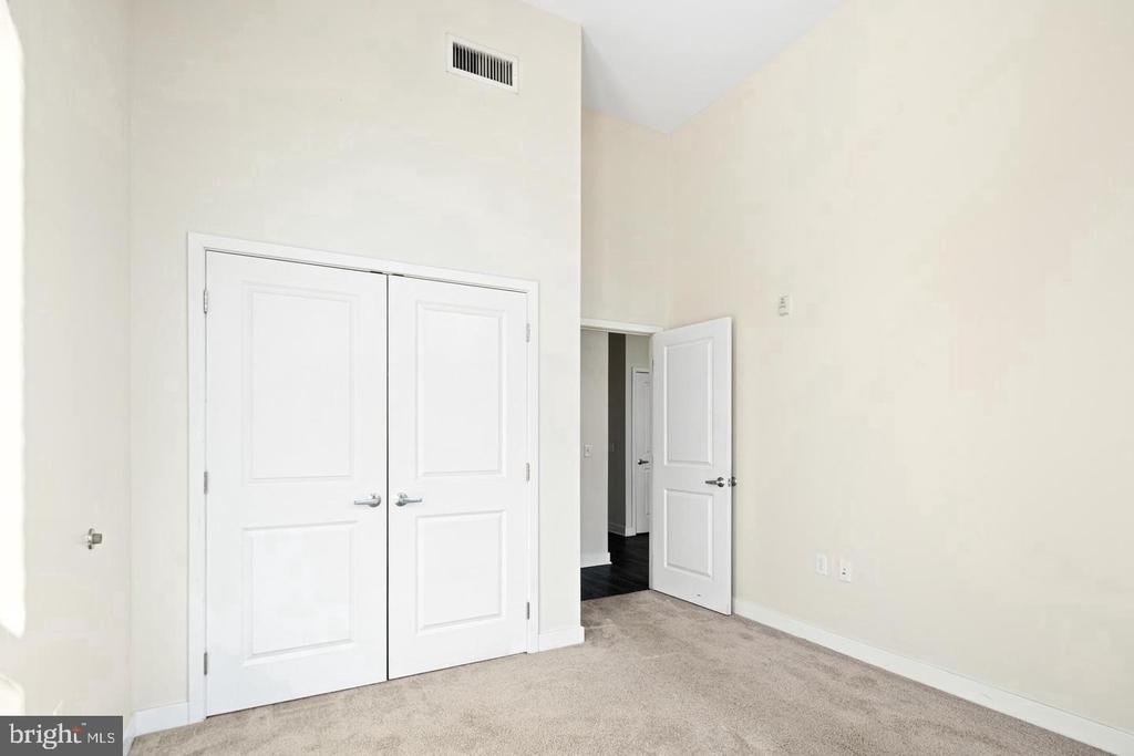 523 N Broad Street - Photo 5