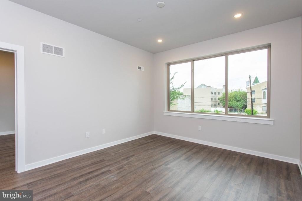 1227-29 N 7th Street - Photo 7