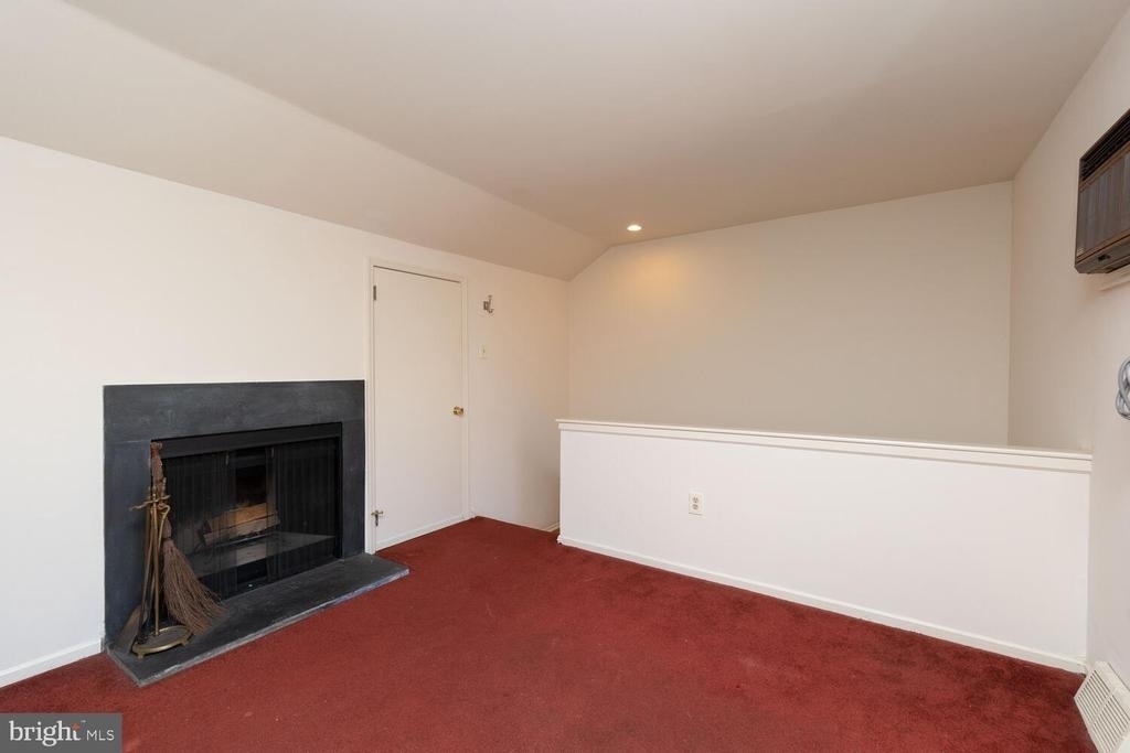 215 N 23rd Street - Photo 23